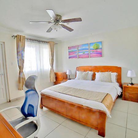 Pearl Aruba Condos Palm Beach Bilik gambar