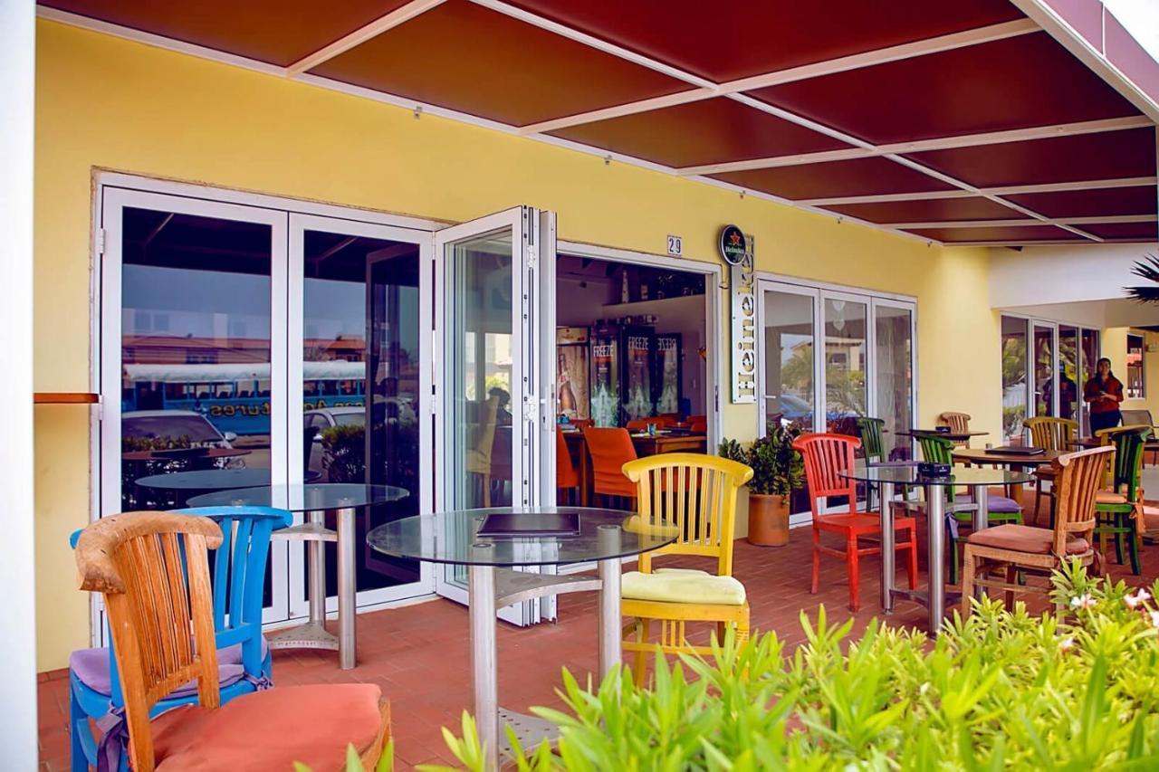 Pearl Aruba Condos Palm Beach Luaran gambar